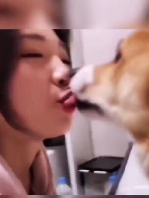 谁都不能抢我东西吃，谁都不可以 搞笑动物配音 爆笑